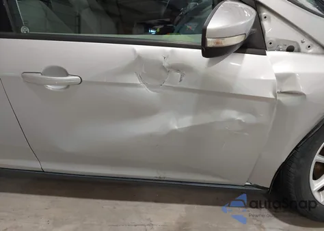 2015 Ford Focus Se из США, поврежденный, VIN 1FADP3F28FL214500